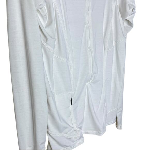 Athleta Women’s Sz M Pacifica Rashguard Top White Long Sleeve Half Zip 594399 - Picture 6 of 8